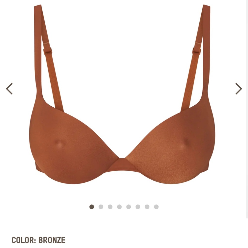 SKIMS Nipple Bra 32DD NEW! SOLD OUT